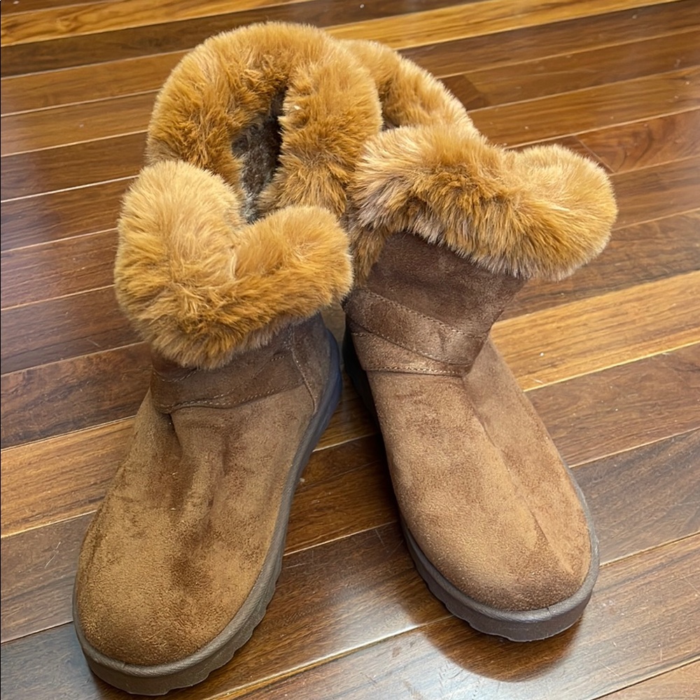 Cloudwalker’s by Avenue Wide Fit Pippa Hug Boot size 9W